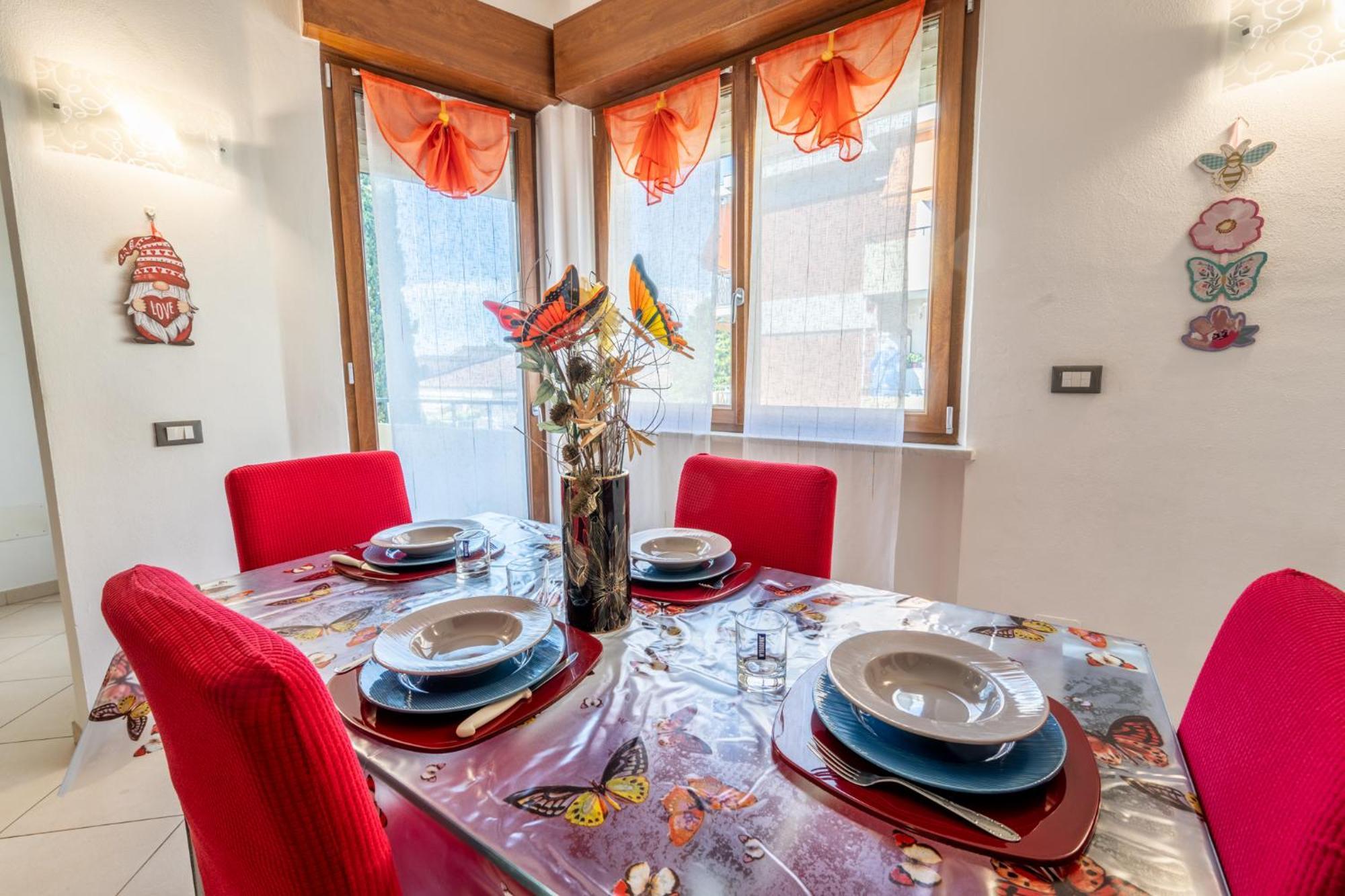 New Luxury 2Bdr Terrace, Views, Ac Apartment Marina Di Carrara Luaran gambar